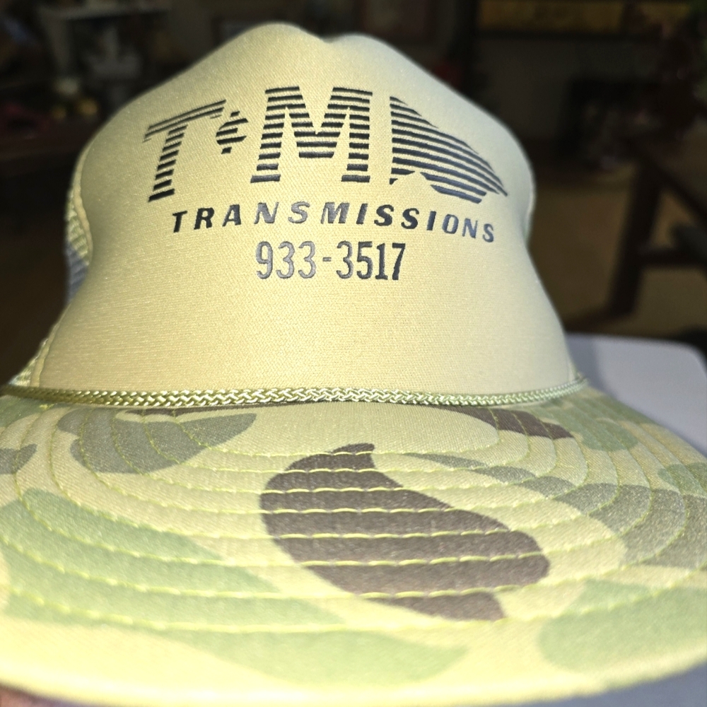 Green camo trucker vintage hat.